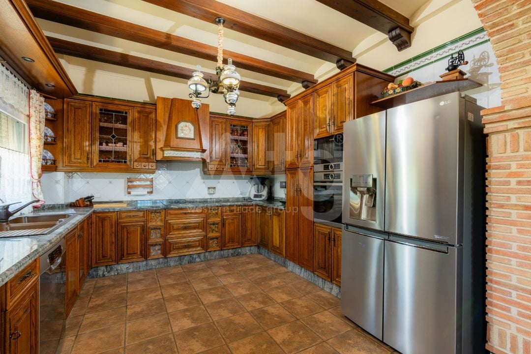 Villa de 5 chambres à San Vicente del Raspeig - CBE107032 - Photo - 13