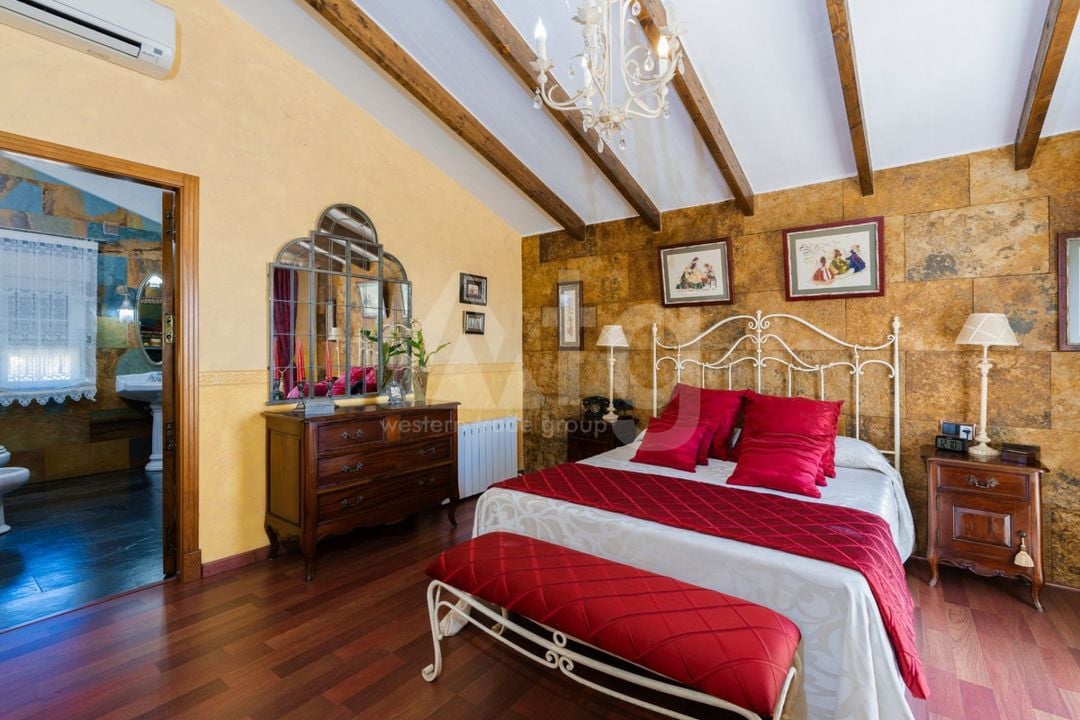 Villa de 5 chambres à San Vicente del Raspeig - CBE107032 - Photo - 17