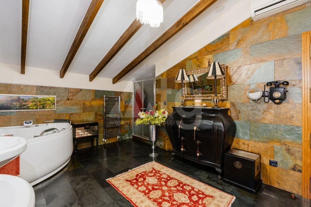 Villa de 5 chambres à San Vicente del Raspeig - CBE107032 - Photo - 23