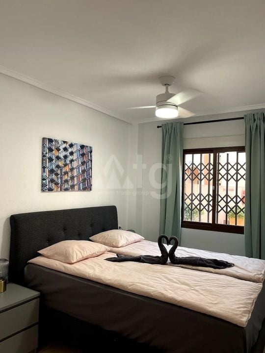 2 Schlafzimmer Appartement in Torrevieja - VEC107125 - Foto - 11