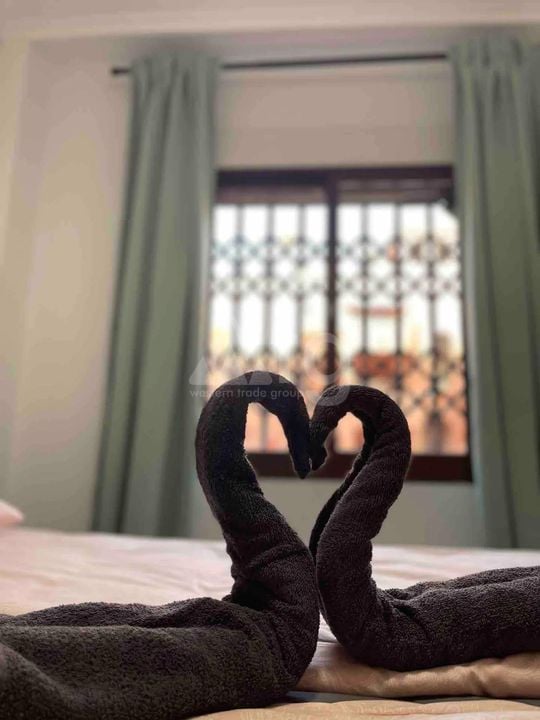 2 Schlafzimmer Appartement in Torrevieja - VEC107125 - Foto - 12