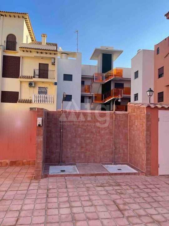 2 Schlafzimmer Appartement in Torrevieja - VEC107125 - Foto - 28
