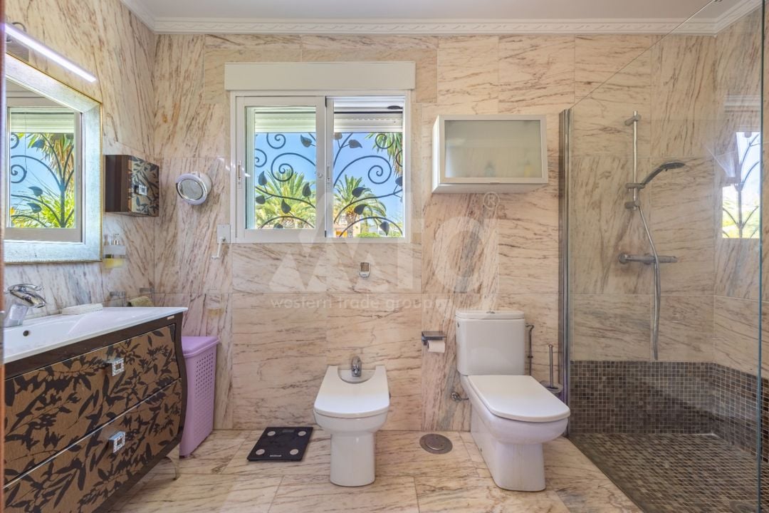 5 bedroom Villa in Benidorm - CGN107227 - Photo - 13
