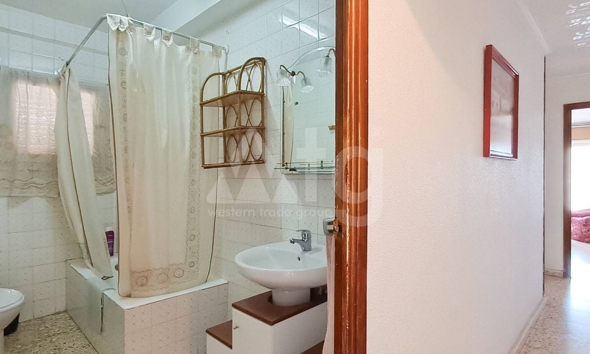 Ático de 3 habitaciones en Torrevieja - AG151492 - Foto - 16
