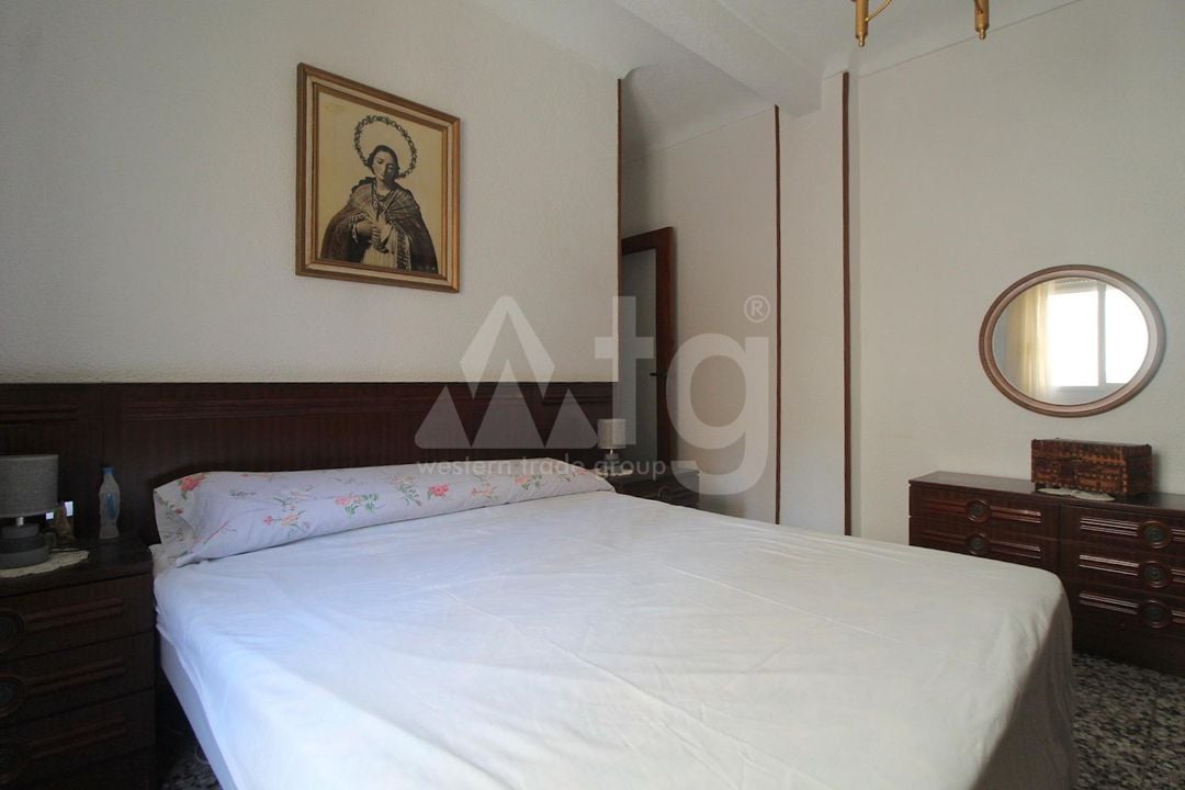 Appartement de 4 chambres à Torrevieja - ALM107588 - Photo - 11