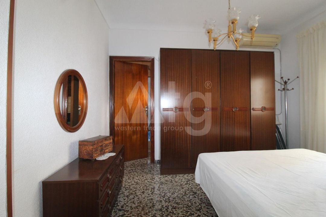 Appartement de 4 chambres à Torrevieja - ALM107588 - Photo - 12