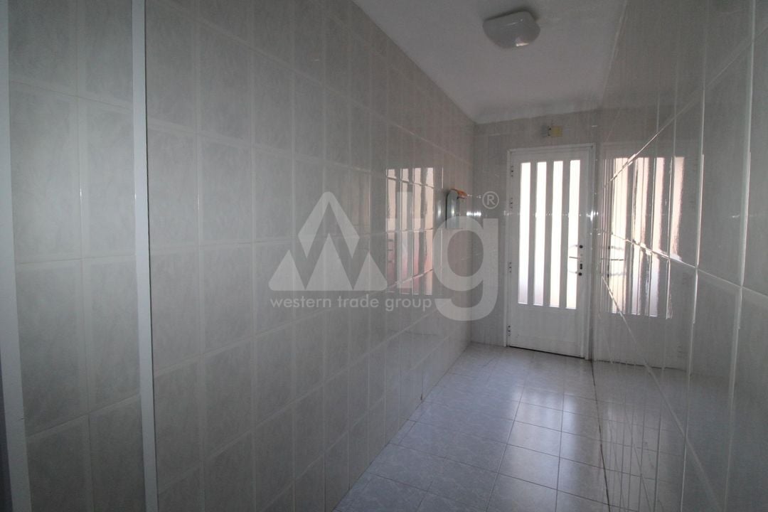 Appartement de 4 chambres à Torrevieja - ALM107588 - Photo - 24