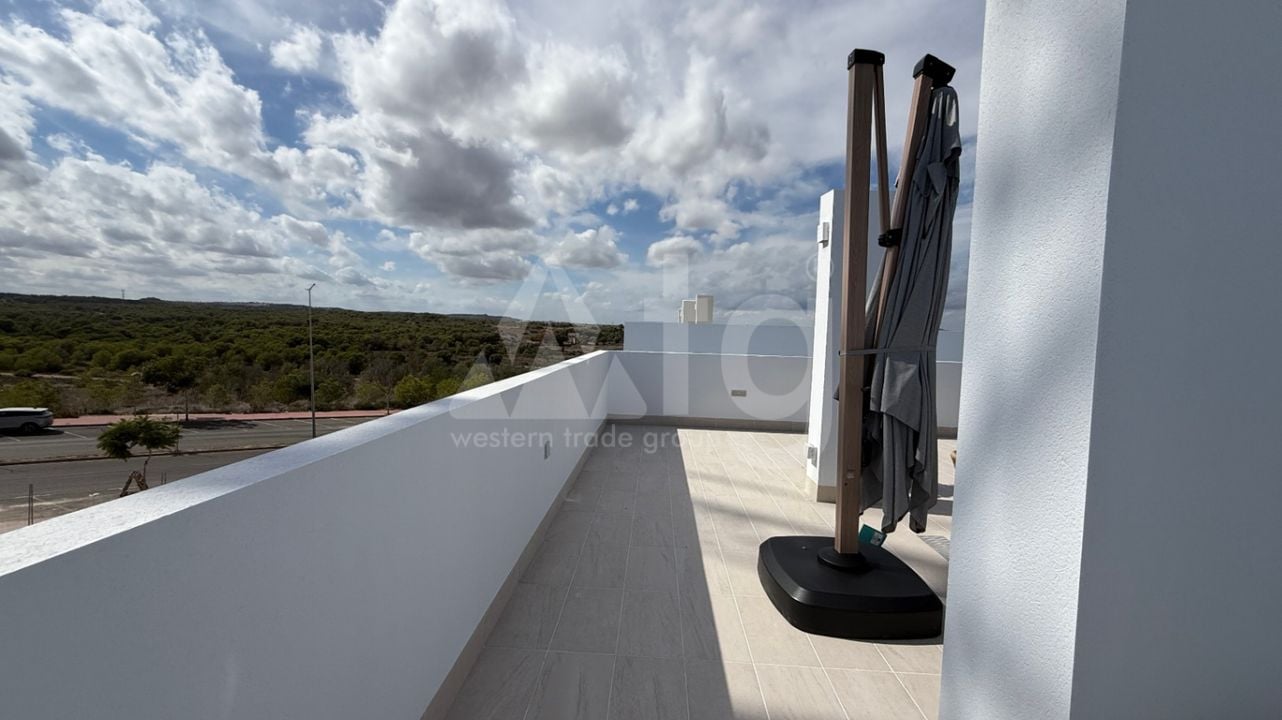 Penthouse de 2 chambres à Torrevieja - RCJ147369 - Photo - 11