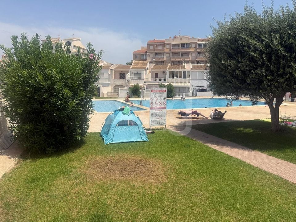 Bungalow de 2 chambres à Torrevieja - VEC108668 - Photo - 1