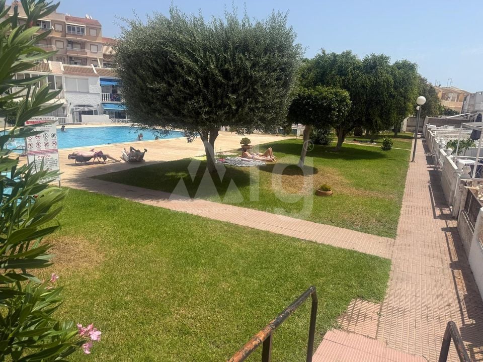 Bungalow de 2 chambres à Torrevieja - VEC108668 - Photo - 2