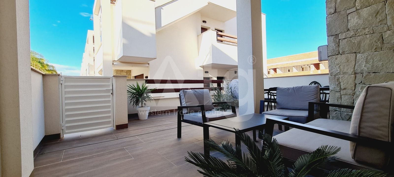 2 bedroom Bungalow in Torrevieja - ERV110961 - Photo - 5