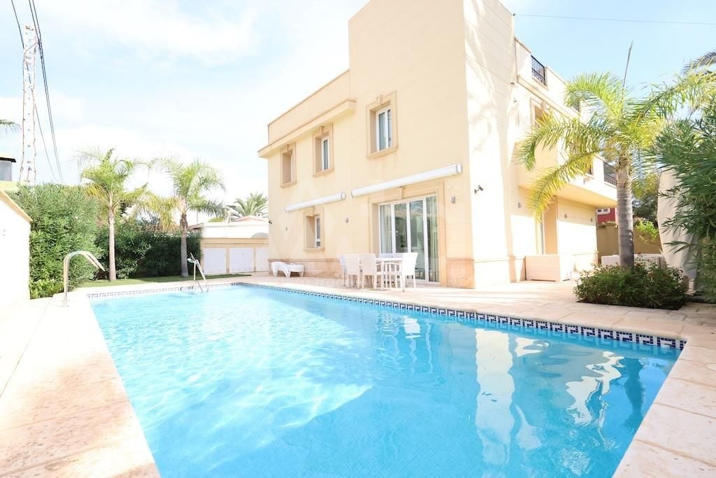 4 bedroom Villa in Cabo Roig - CRR111105 - Photo - 1