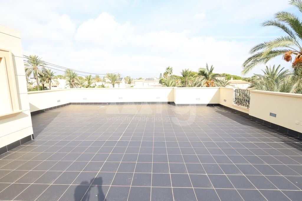 4 bedroom Villa in Cabo Roig - CRR111105 - Photo - 25