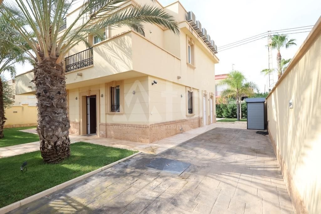 4 bedroom Villa in Cabo Roig - CRR111105 - Photo - 27