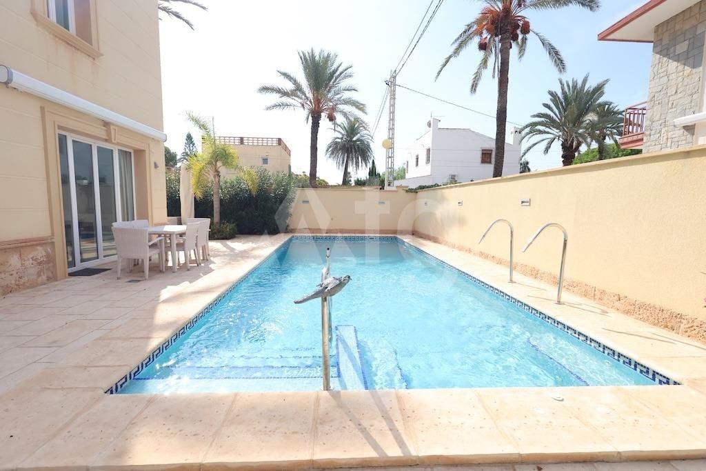 4 bedroom Villa in Cabo Roig - CRR111105 - Photo - 2