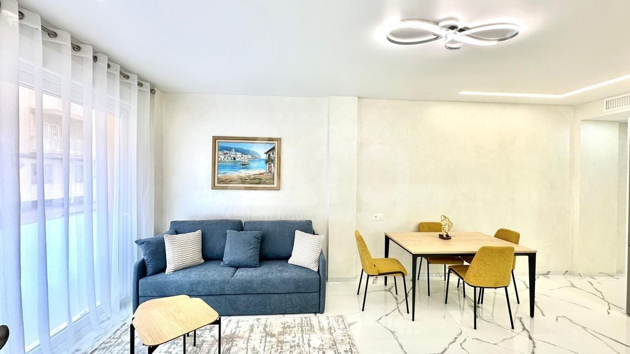Appartement de 2 chambres à Torrevieja - CT111156 - Photo - 3