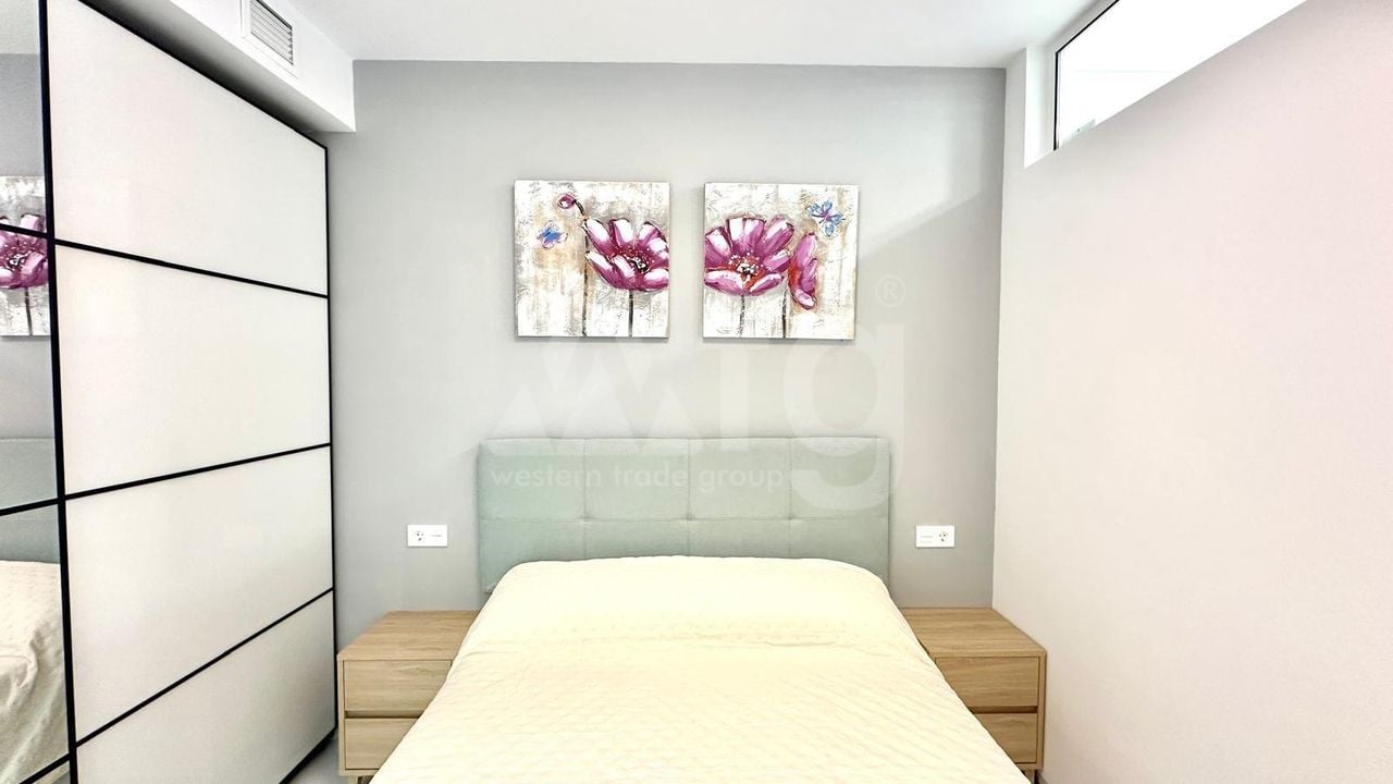 Appartement de 2 chambres à Torrevieja - CT111156 - Photo - 9