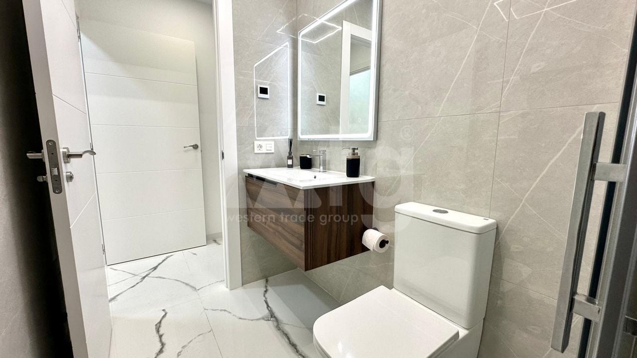 Appartement de 2 chambres à Torrevieja - CT111156 - Photo - 16