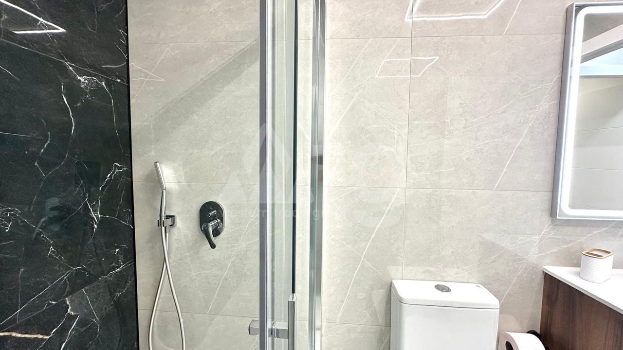 Appartement de 2 chambres à Torrevieja - CT111156 - Photo - 23