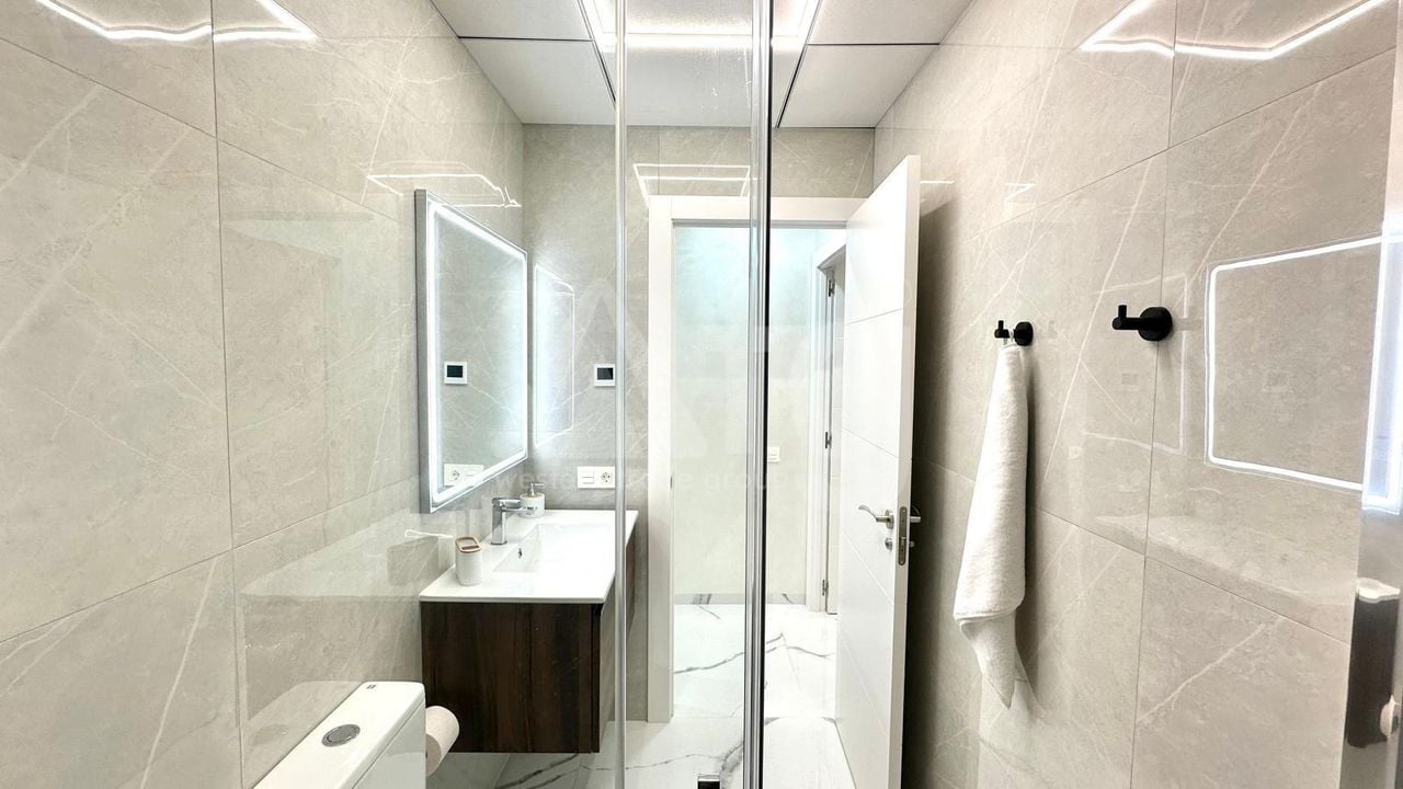 Appartement de 2 chambres à Torrevieja - CT111156 - Photo - 24