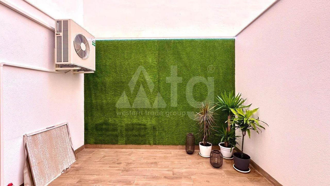 Appartement de 2 chambres à Torrevieja - CT111156 - Photo - 27