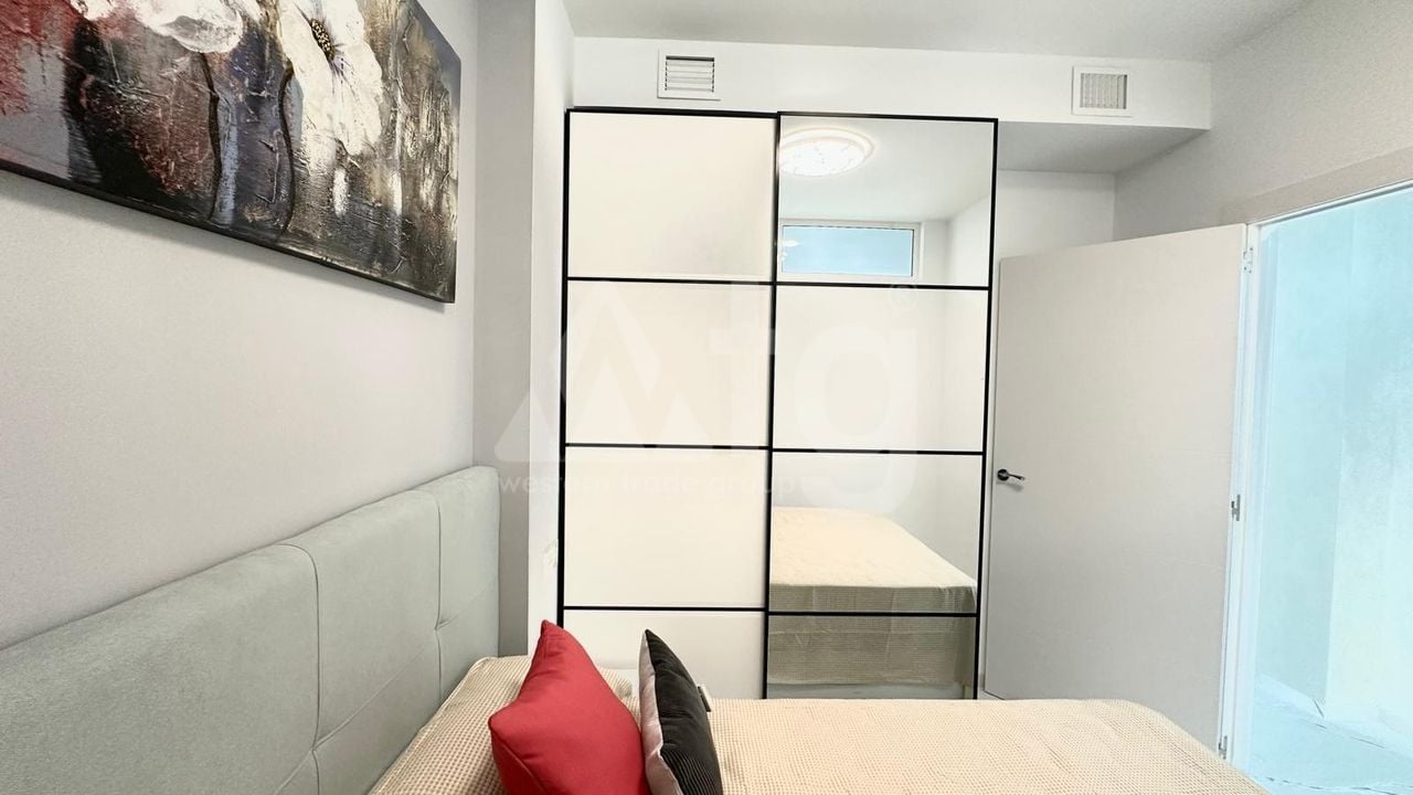 Appartement de 2 chambres à Torrevieja - CT111157 - Photo - 13