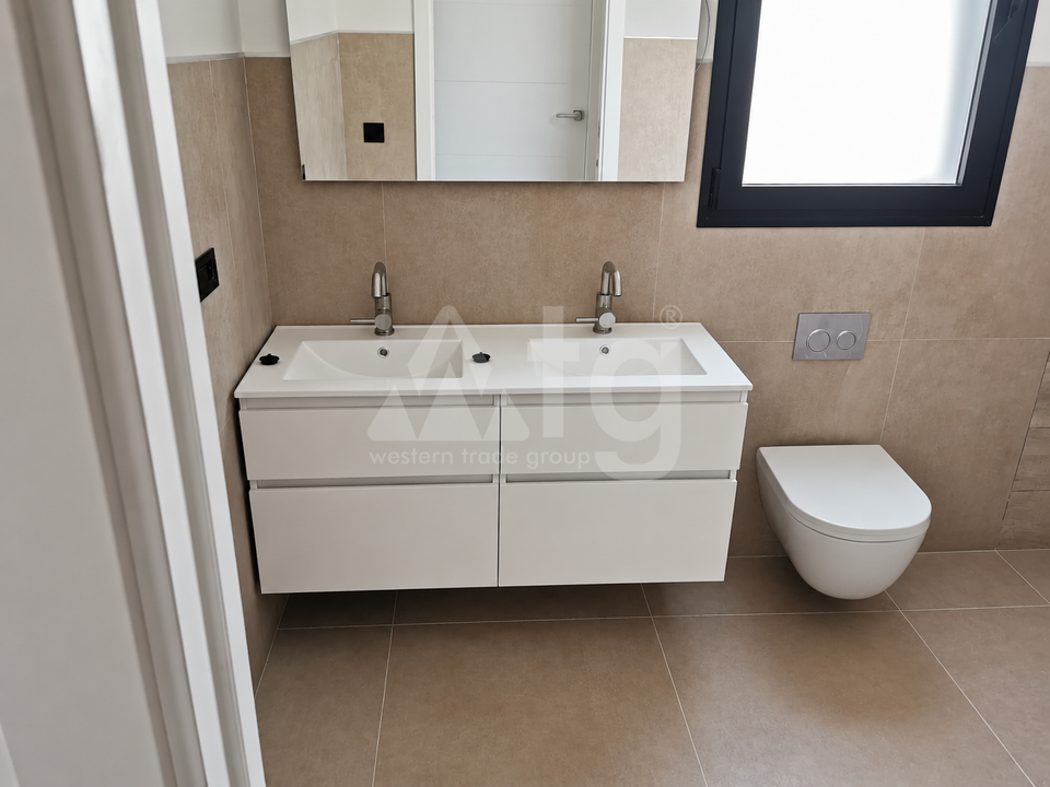 Villa de 3 habitaciones en Pinoso - BCC153882 - Foto - 6