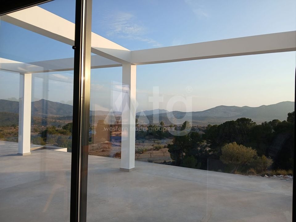 Villa de 4 habitaciones en Pinoso - BCC153883 - Foto - 5