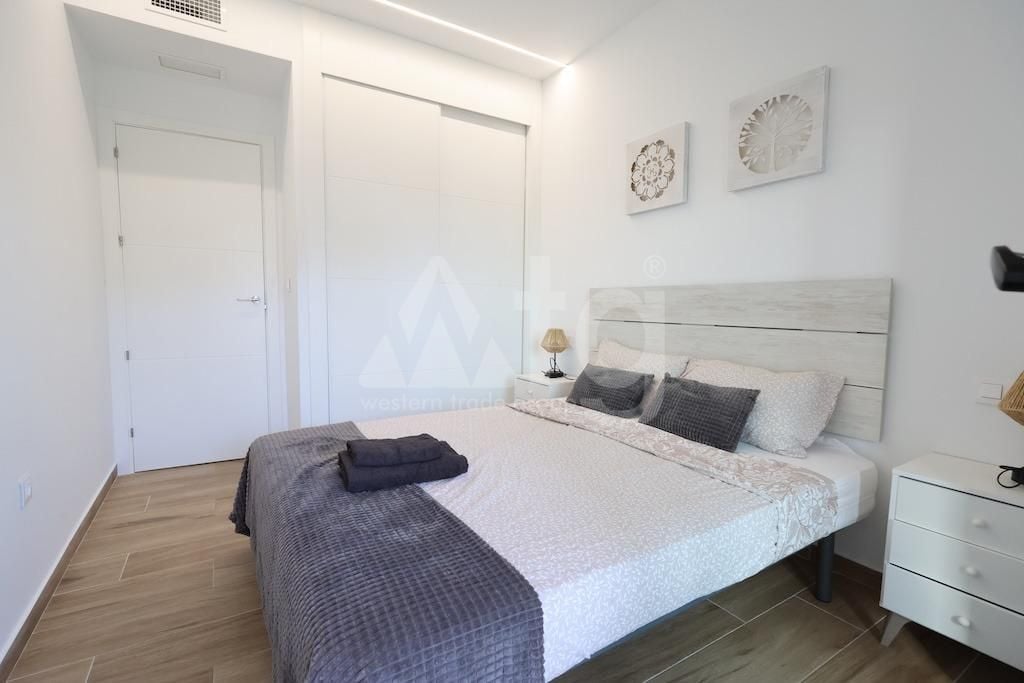 2 bedroom Apartment in Orihuela Costa - CRR112343 - Photo - 12