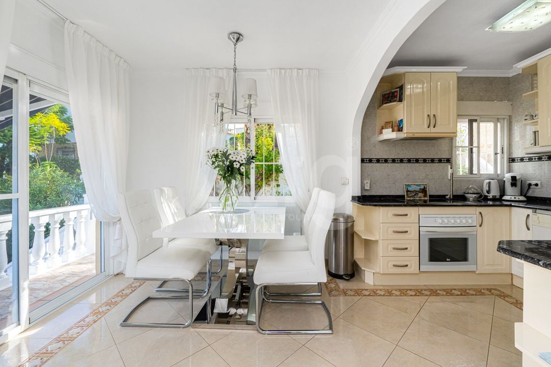 4 bedroom Villa in La Nucia - CGN112351 - Photo - 6