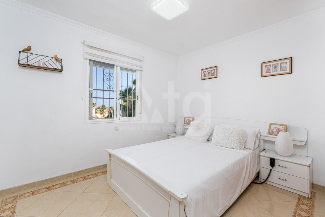 4 bedroom Villa in La Nucia - CGN112351 - Photo - 9