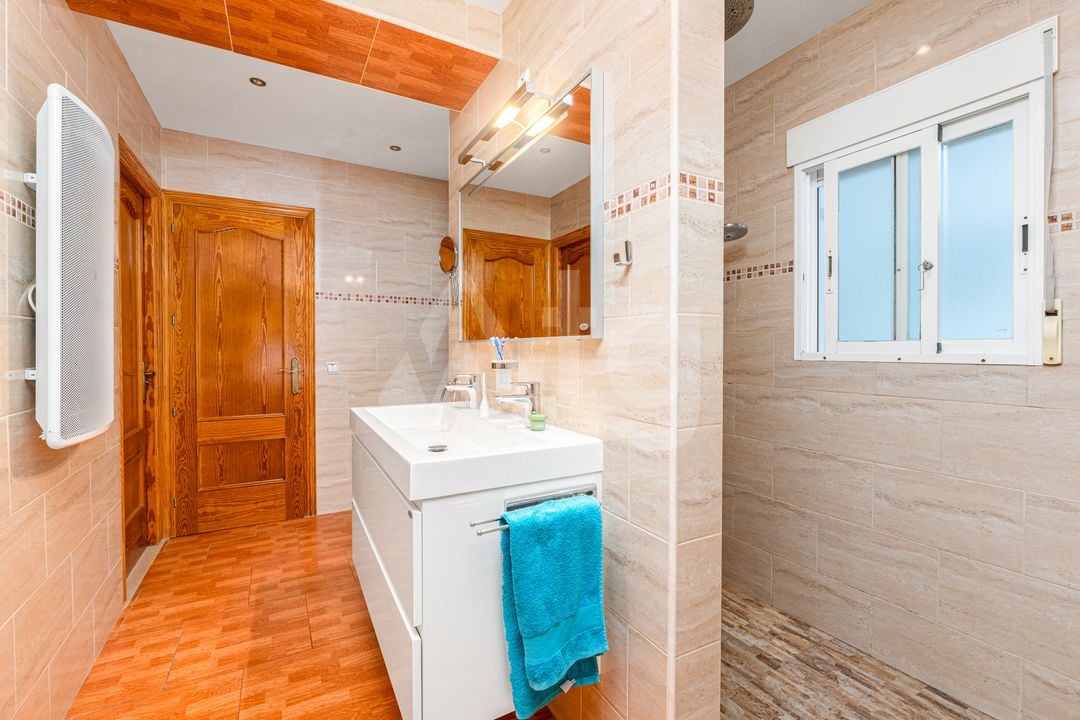 4 bedroom Villa in La Nucia - CGN112351 - Photo - 13