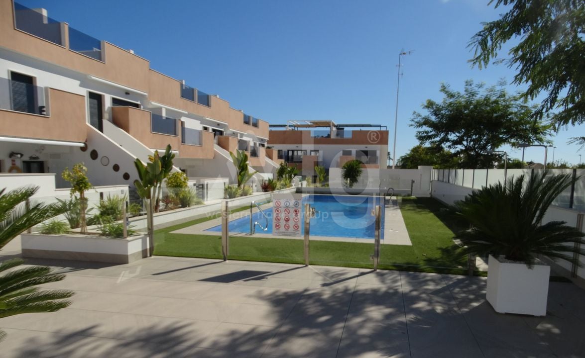 Bungalow de 3 habitaciones en Pilar de la Horadada - MG155196 - Foto - 32