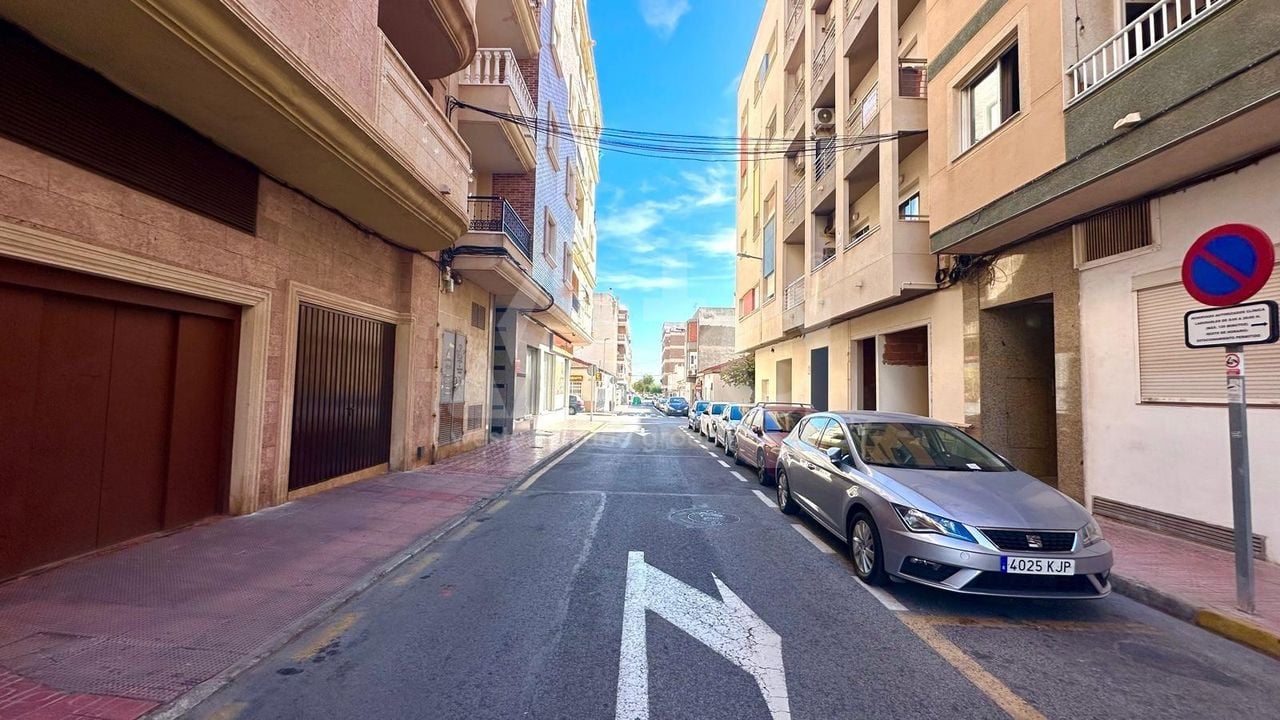 Penthouse de 4 chambres à Torrevieja - CT113314 - Photo - 1