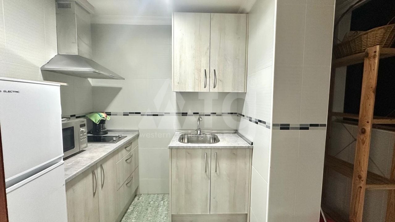 Penthouse de 4 chambres à Torrevieja - CT113314 - Photo - 34