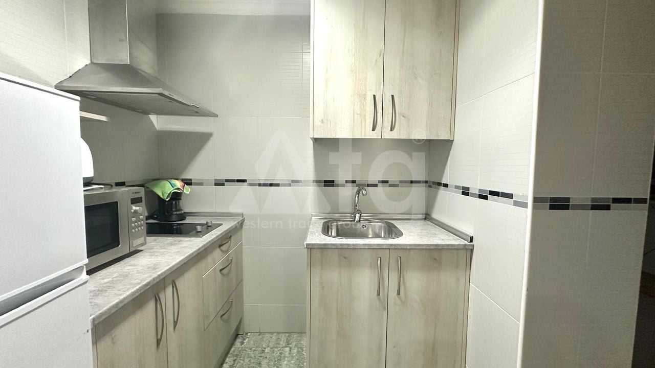 Penthouse de 4 chambres à Torrevieja - CT113314 - Photo - 33