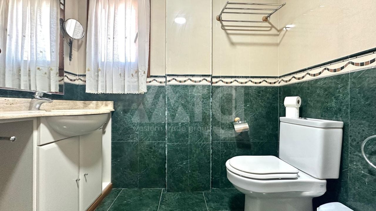 Penthouse de 4 chambres à Torrevieja - CT113314 - Photo - 25
