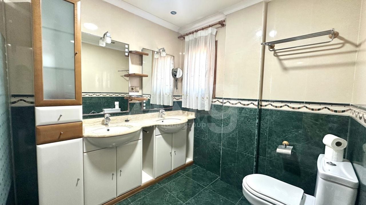 Penthouse de 4 chambres à Torrevieja - CT113314 - Photo - 22