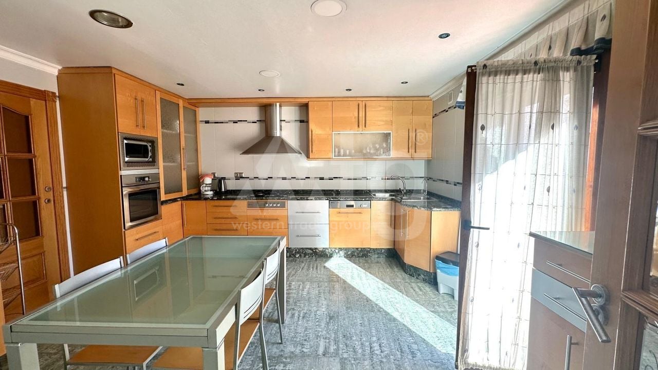 Penthouse de 4 chambres à Torrevieja - CT113314 - Photo - 7