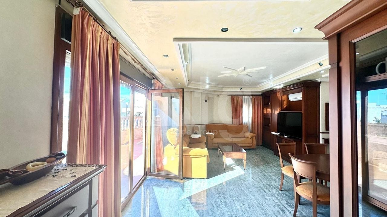 Penthouse de 4 chambres à Torrevieja - CT113314 - Photo - 11