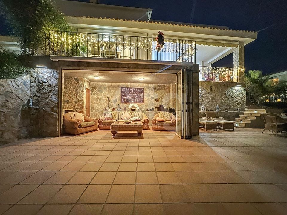Villa de 4 chambres à La Nucia - BNB113394 - Photo - 1