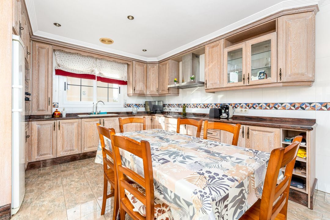 Villa de 4 chambres à Alfaz del Pi - CGN113830 - Photo - 10
