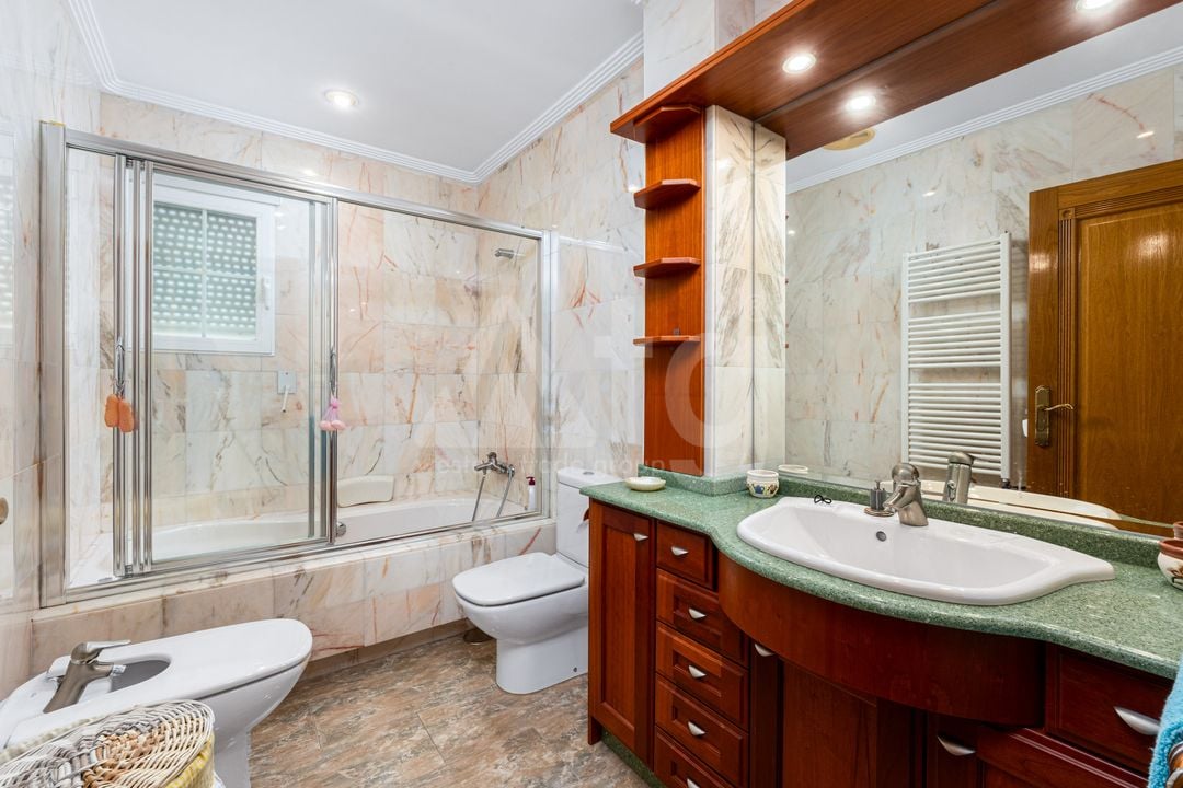 Villa de 4 chambres à Alfaz del Pi - CGN113830 - Photo - 17