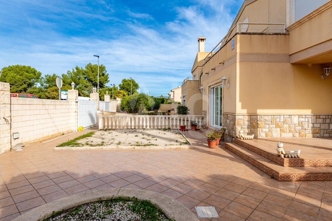 Villa de 4 chambres à Alfaz del Pi - CGN113830 - Photo - 3