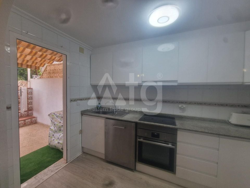 2 bedroom Bungalow in Torrevieja - VEC115177 - Photo - 10