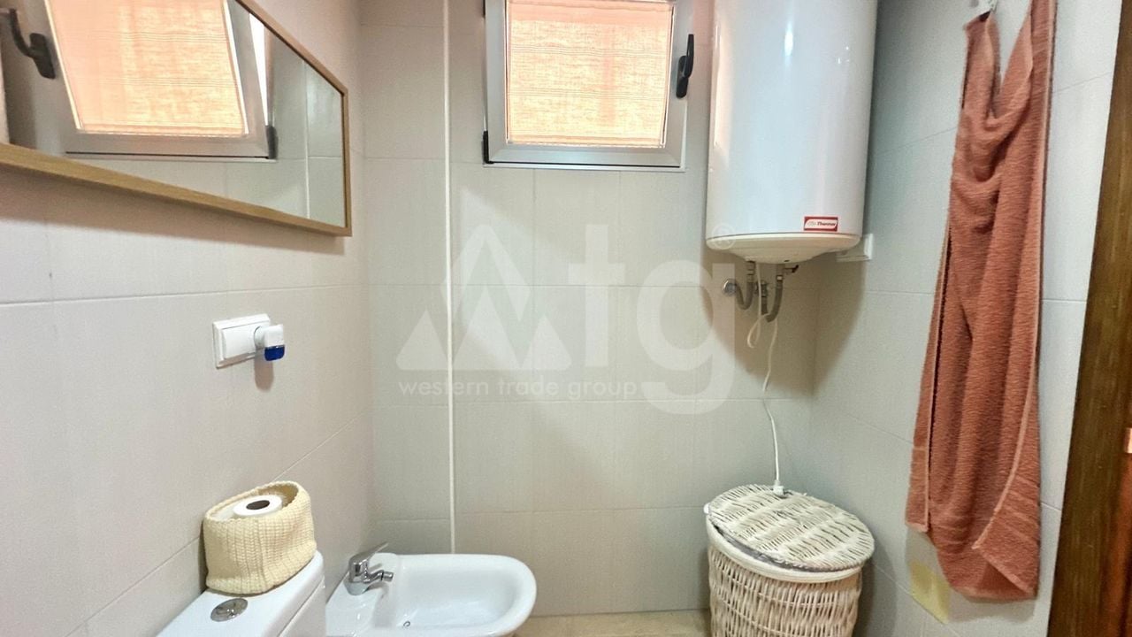 Appartement de 2 chambres à Torrevieja - CT115547 - Photo - 18