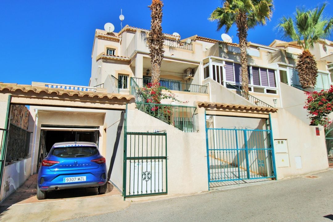 3 bedroom Townhouse in Villamartin - VC117185 - Photo - 3