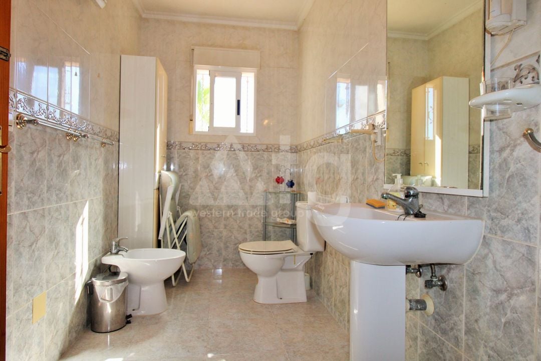 3 bedroom Townhouse in Villamartin - VC117185 - Photo - 30