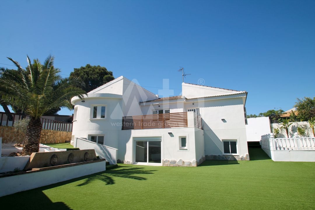 5 bedroom Villa in Los Balcones - SE159988 - Photo - 1
