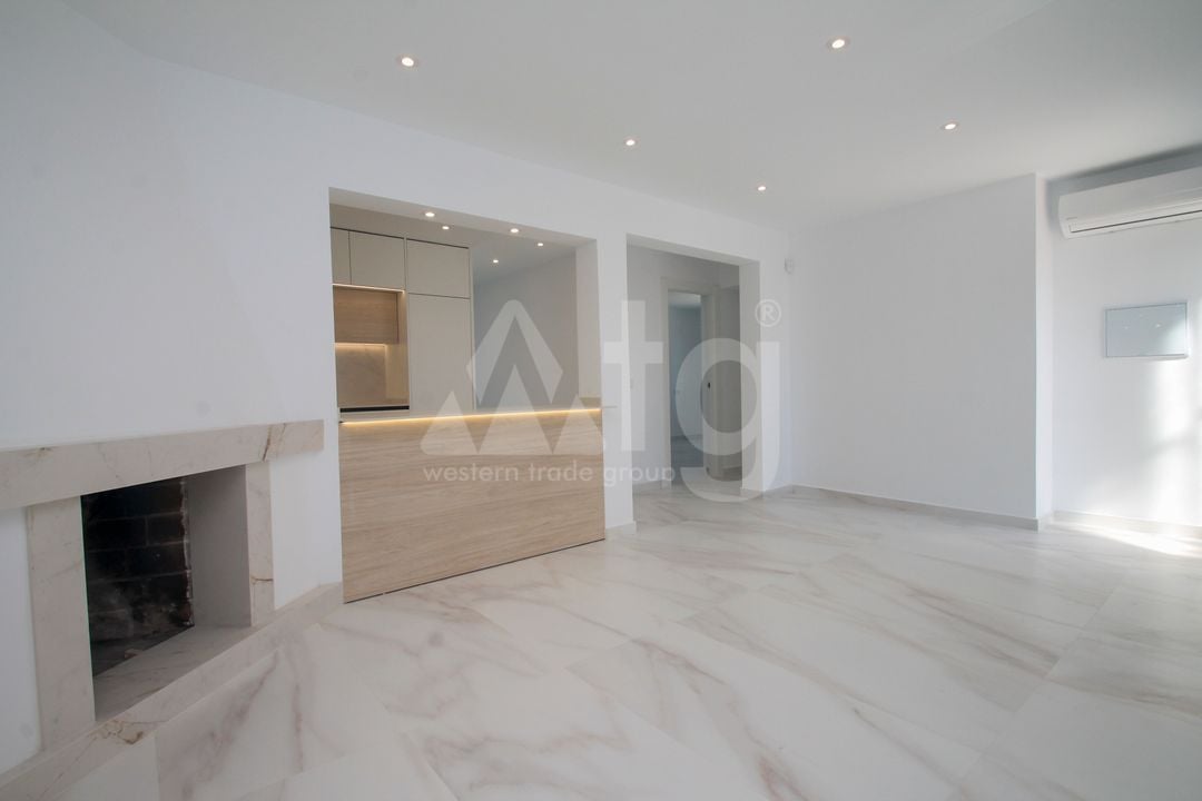 5 bedroom Villa in Los Balcones - SE159988 - Photo - 10